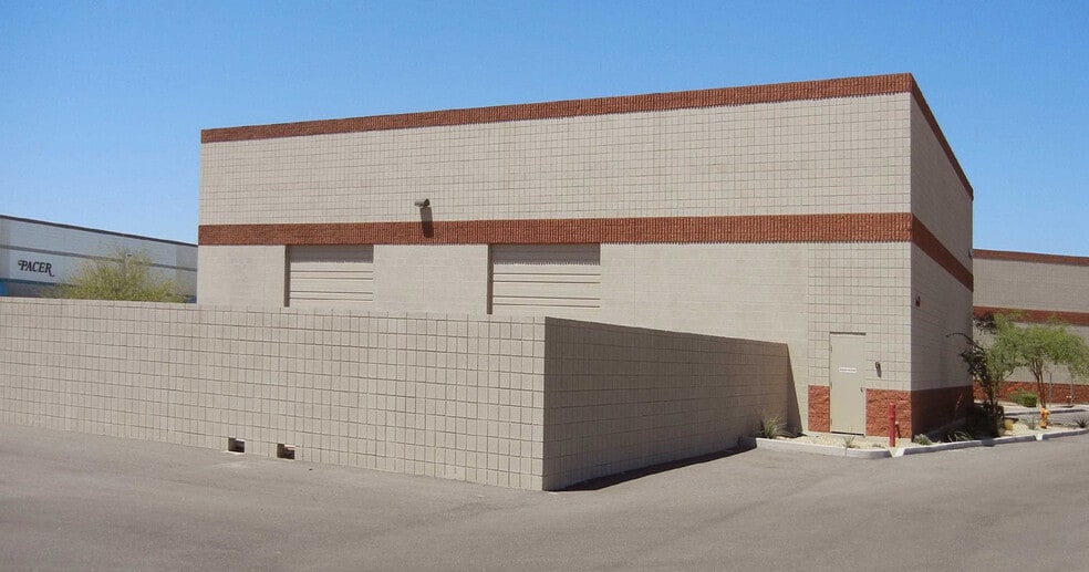 3225-3245 N Nevada St, Chandler, AZ for lease - Building Photo - Image 2 of 5