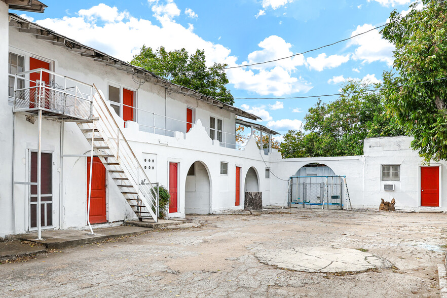 3517 Nogalitos, San Antonio, TX à vendre - Photo principale - Image 1 de 1