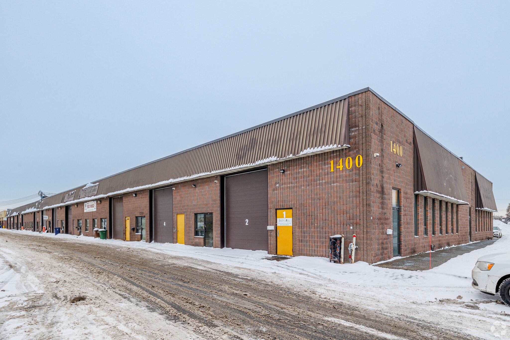 1416-1522 Rue Berlier, Laval, QC for lease Primary Photo- Image 1 of 4