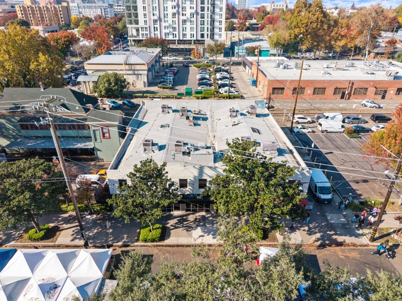 1931 J st, Sacramento, CA à vendre - Photo du bâtiment - Image 3 de 11