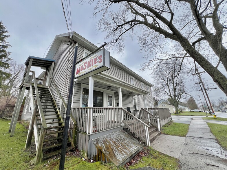 583 S 1st St, Fulton, NY for sale - Building Photo - Image 2 of 22