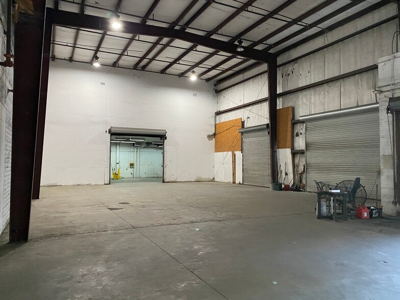 2910 W Beaver St, Jacksonville, FL for lease - Building Photo - Image 3 of 20