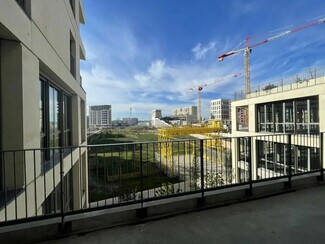 Plus de détails pour Bureau à vendre