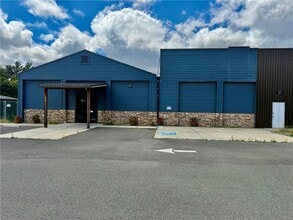 2075 Baldwin Ave, Oroville, CA for lease Interior Photo- Image 1 of 8