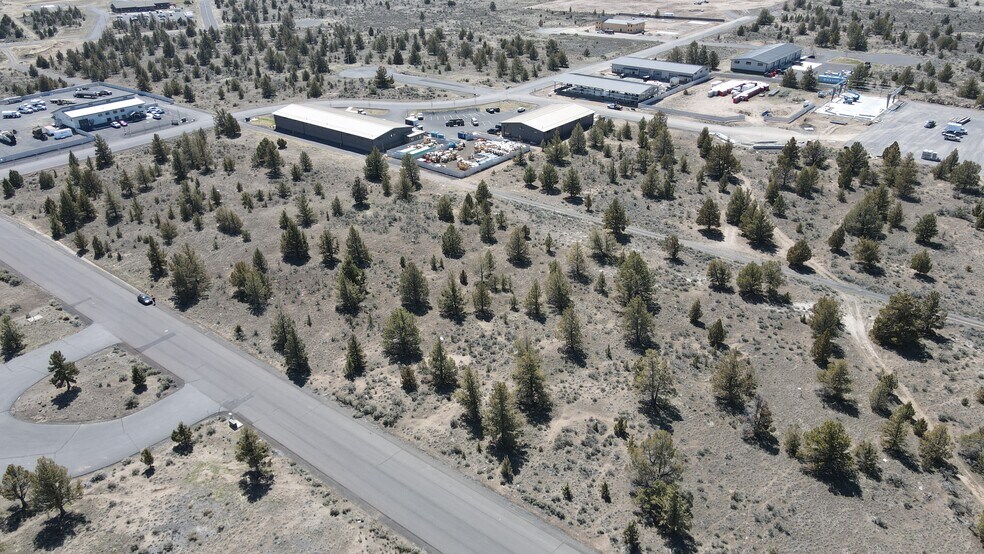 Commerce, Prineville, OR à vendre - Aérien - Image 3 de 8