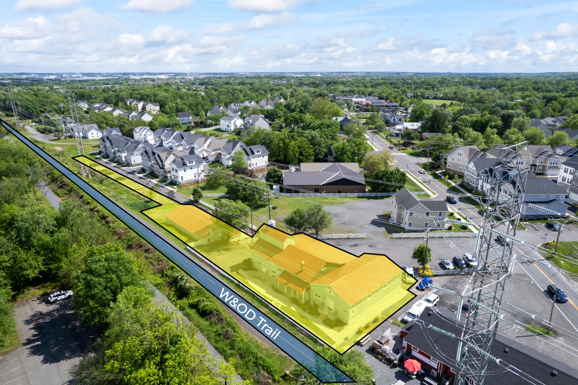 20704 Ashburn Rd, Ashburn, VA for lease Building Photo- Image 1 of 21