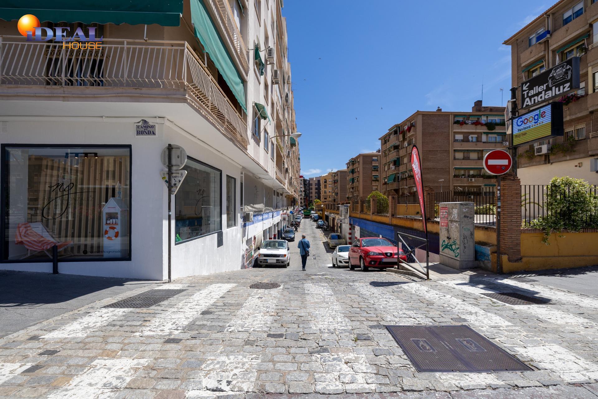 Calle Abderrahmán, 11, Granada, Granada à vendre Photo du bâtiment- Image 1 de 33