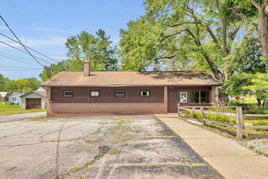 777 N Ellsworth Ave, Salem, OH à vendre - Photo du bâtiment - Image 1 de 14