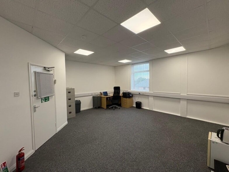 Colchester Rd, Heybridge for lease - Building Photo - Image 3 of 6