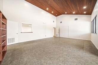 1623 SW 1st Ave, Ocala, FL à louer Photo du bâtiment- Image 2 de 56