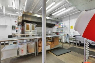 5003 N Lombard St, Portland, OR for lease Interior Photo- Image 2 of 5