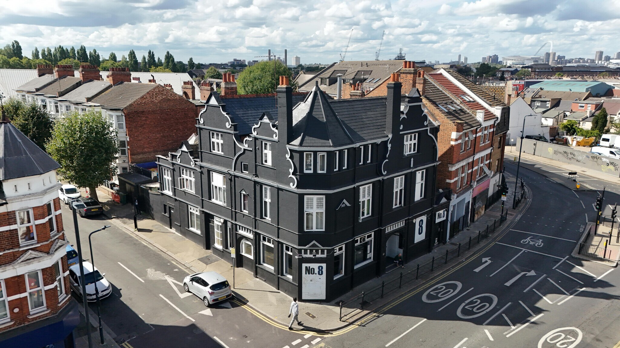 305 High Rd, Londres à vendre Photo principale- Image 1 de 16