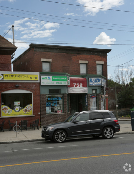 752 Somerset St, Ottawa, ON à louer - Photo du bâtiment - Image 2 de 2