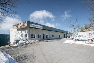 16 Beaver Brook Rd, Danbury, CT for lease Interior Photo- Image 2 of 9