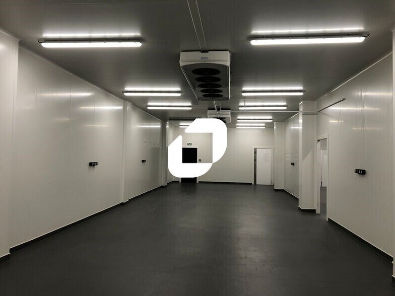 Flex dans Gennevilliers à louer - Photo du bâtiment - Image 1 de 6
