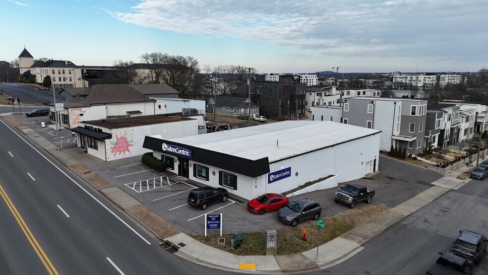 1516 8th Ave S, Nashville, TN à louer - Photo du bâtiment - Image 3 de 4