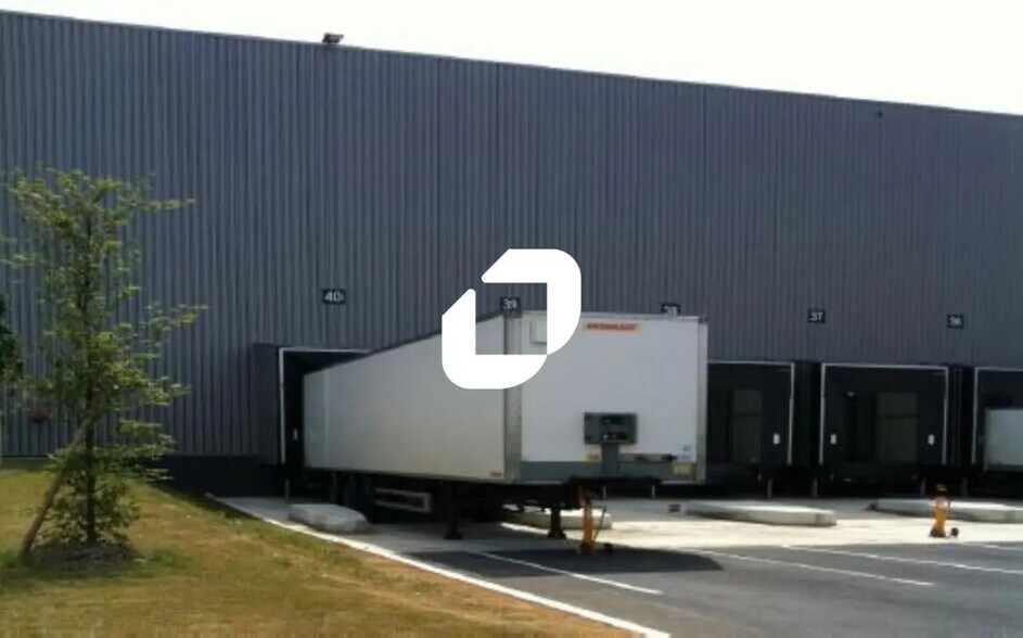 18 Avenue Joseph Paxton, Ferrières-en-Brie à louer - Photo du bâtiment - Image 3 de 6