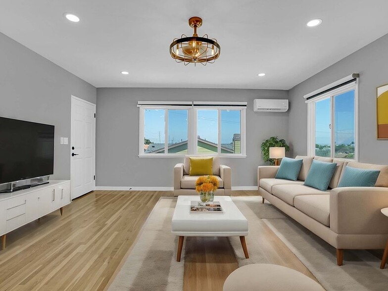 2517 Curtis Ave, Redondo Beach, CA à vendre - Photo intérieure - Image 2 de 5