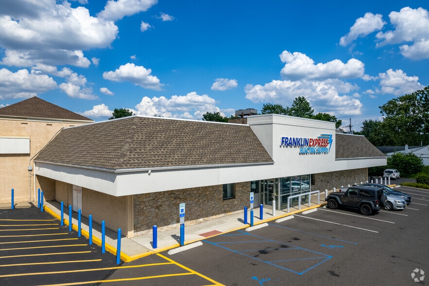 2103 Branch Pike, Cinnaminson, NJ for lease - Building Photo - Image 3 of 10