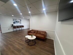 121 S Broad St, Philadelphia, PA for lease Interior Photo- Image 2 of 5