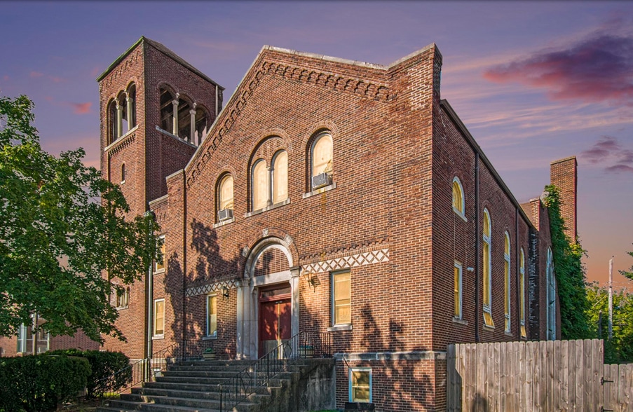 1101 Blaine Ave, South Bend, IN for sale - Building Photo - Image 1 of 14