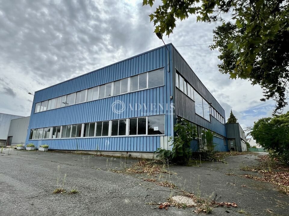 22 Avenue Du Château, SAINT-OUEN-L'AUMONE à louer Photo du bâtiment- Image 1 de 13