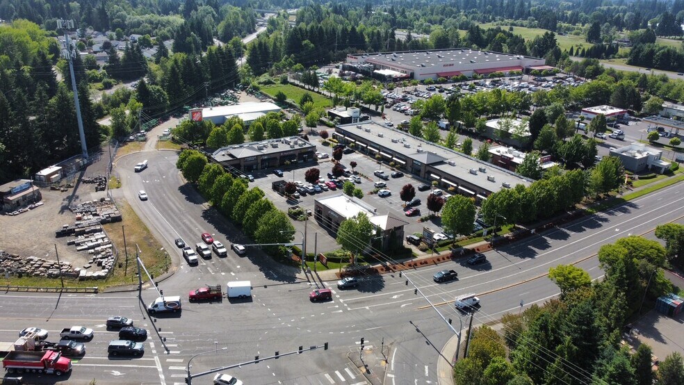 8720 NE Centerpointe Dr, Vancouver, WA à louer - Photo du bâtiment - Image 2 de 5