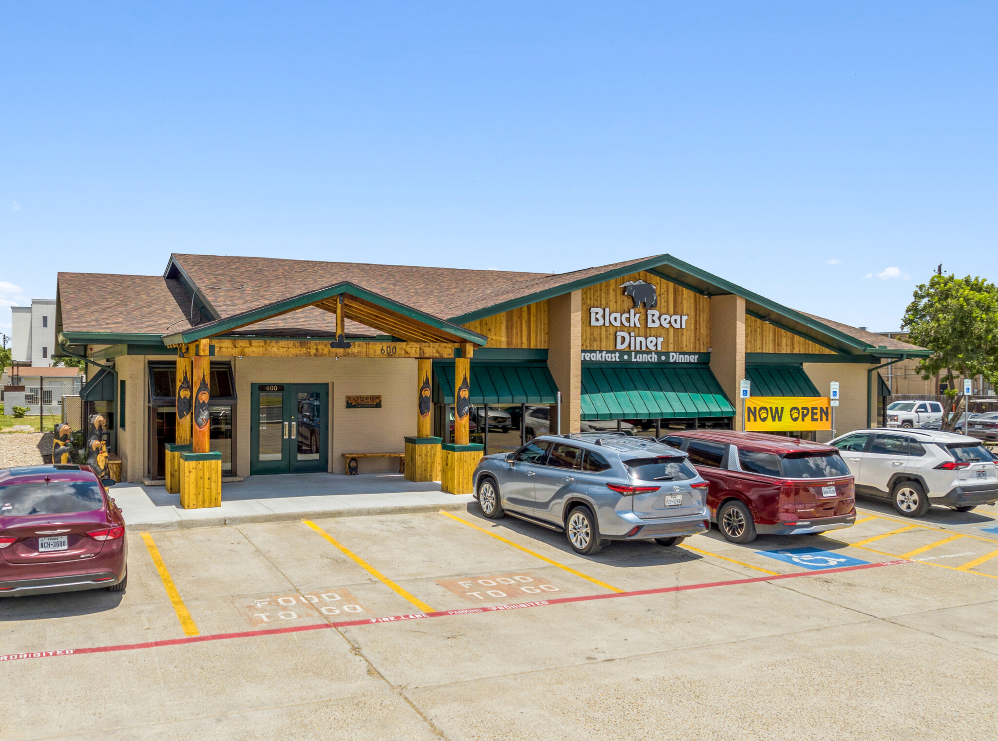 600 W Expressway 83, McAllen, TX for sale Building Photo- Image 1 of 1