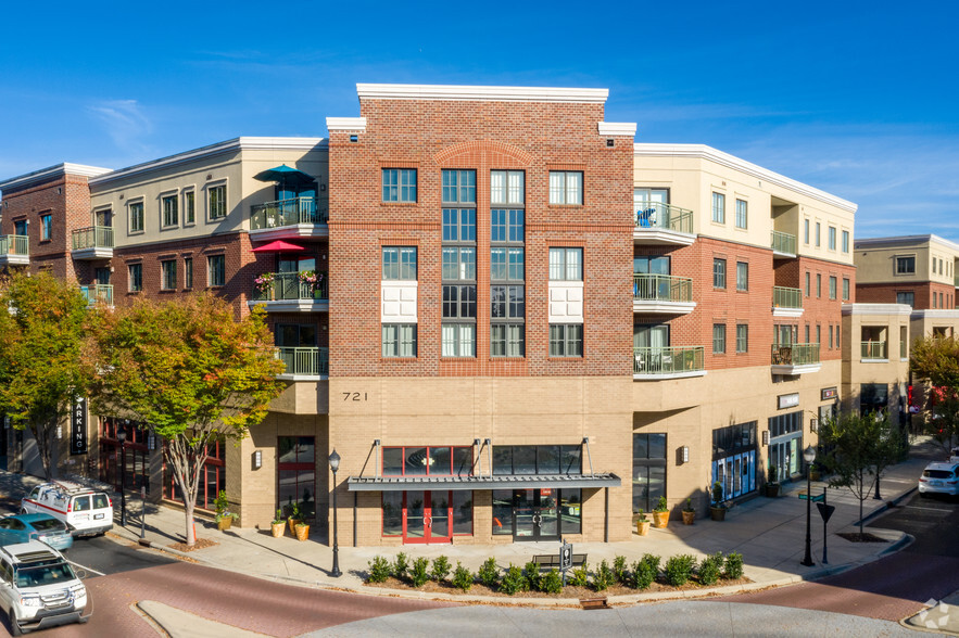 721 Governor Morrison St, Charlotte, NC for lease - Building Photo - Image 1 of 12