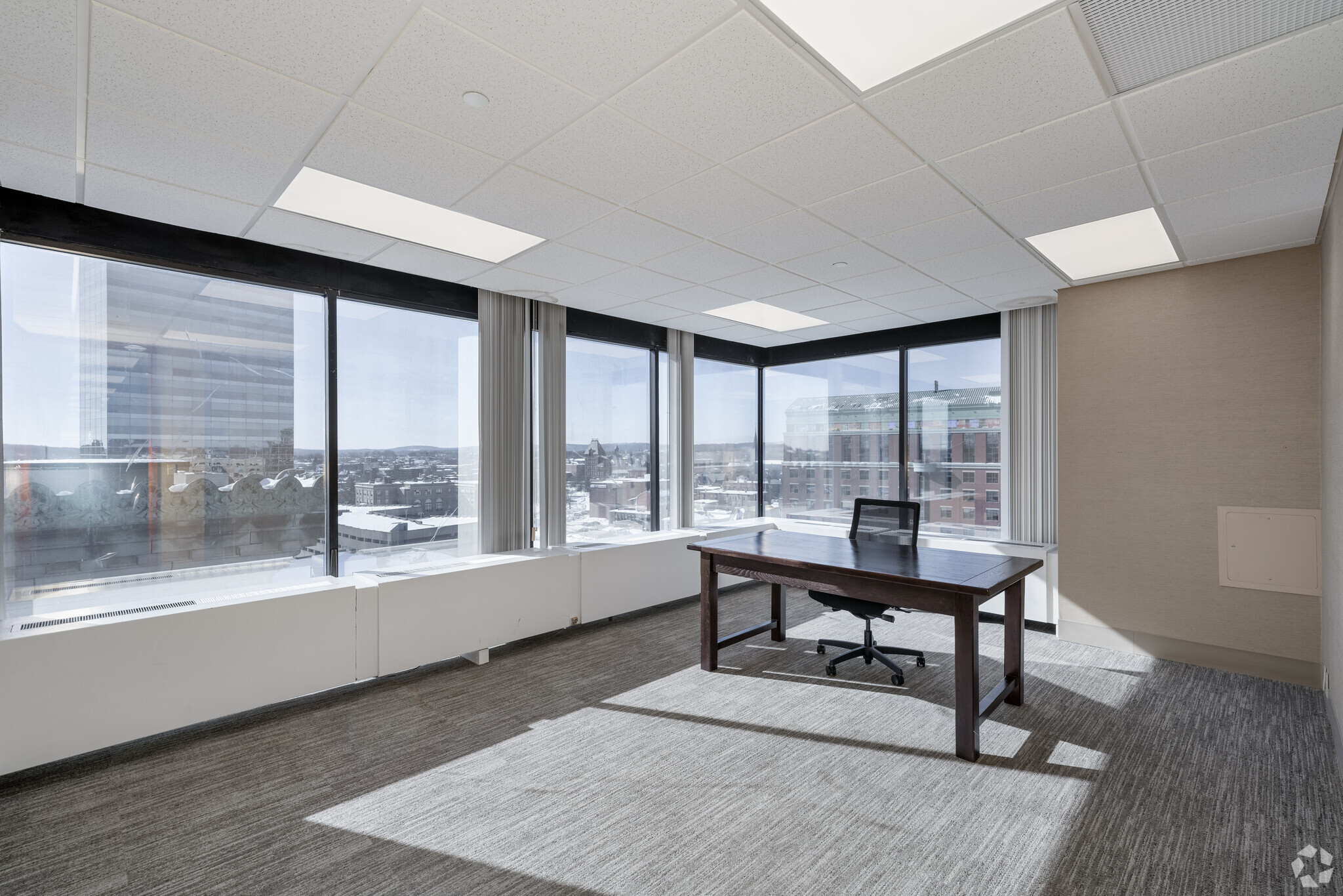 370 Main St, Worcester, MA à louer Photo intérieure- Image 1 de 1