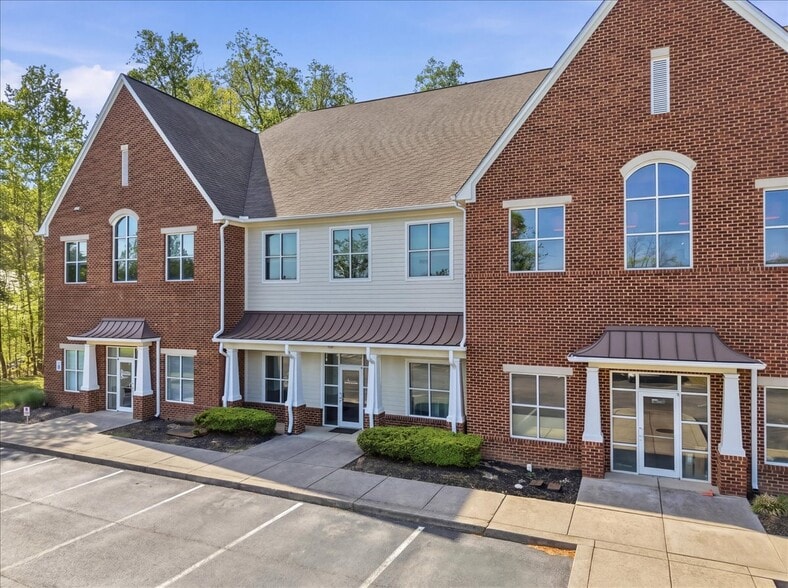 1750 Commons Point Dr, Knoxville, TN à louer - Photo du bâtiment - Image 3 de 11