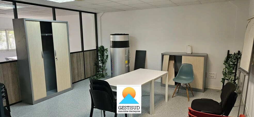 Bureau dans Gémenos à louer - Photo intérieure - Image 3 de 6