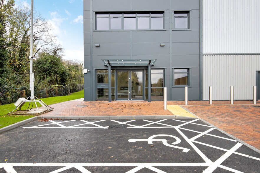 Earlstrees Industrial Estate, Corby for lease - Building Photo - Image 2 of 7