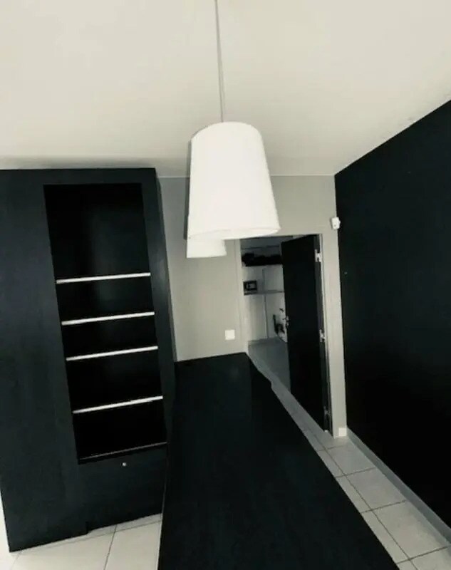 Retail in Villefranche-sur-Saône for lease Interior Photo- Image 1 of 4