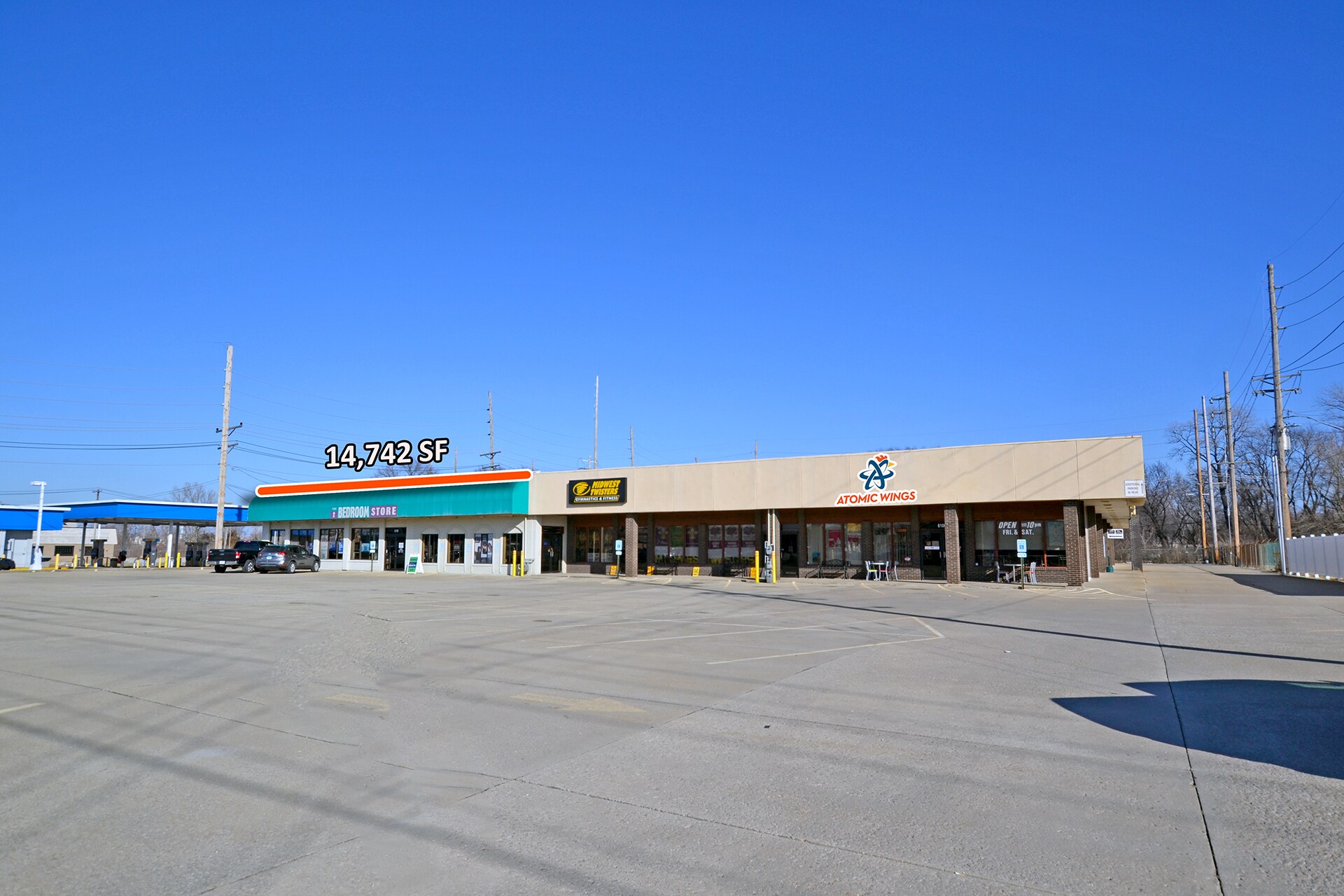 6108 N Illinois St, Fairview Heights, IL for lease Building Photo- Image 1 of 5