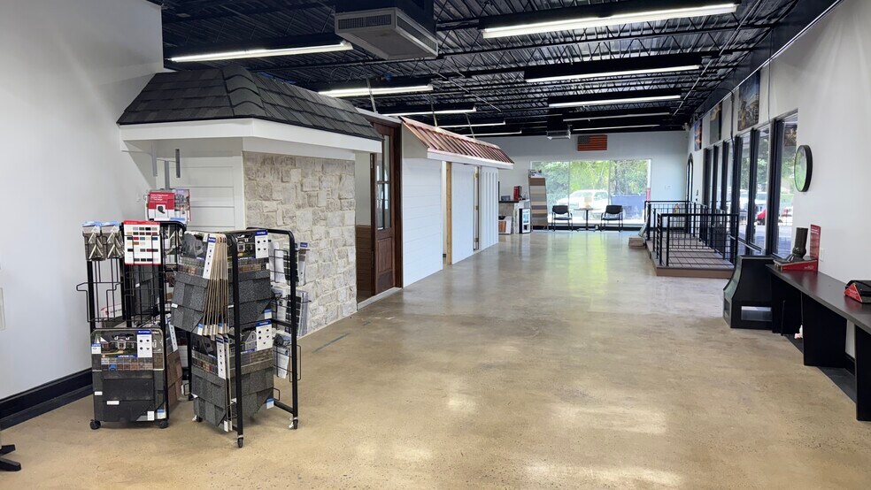 5950 Lee Hwy, Chattanooga, TN à vendre - Photo du bâtiment - Image 2 de 4