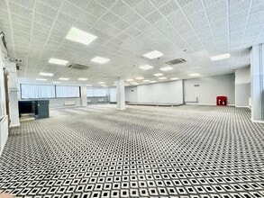 28-30 Victoria St, Luton à louer Photo intérieure- Image 1 de 11