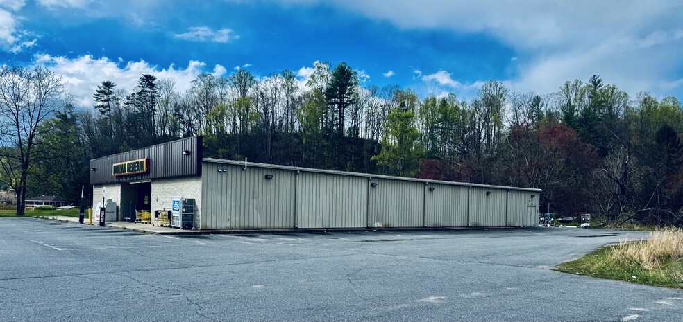 321 Hendersonville Hwy, Pisgah Forest, NC for lease - Building Photo - Image 1 of 6