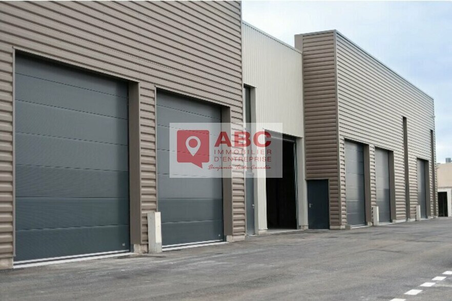 Flex in Montpellier for lease - Building Photo - Image 1 of 2