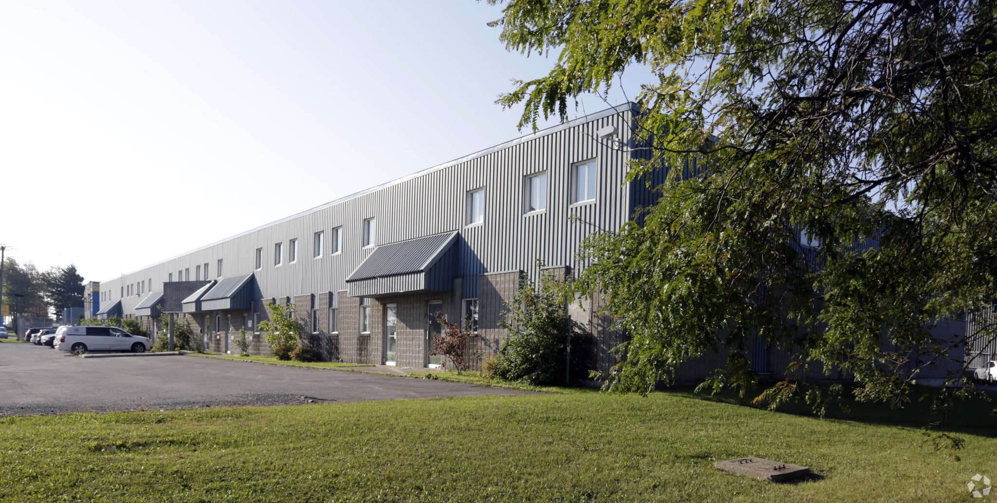 771-785 Boul Industriel, Blainville, QC for sale Primary Photo- Image 1 of 1