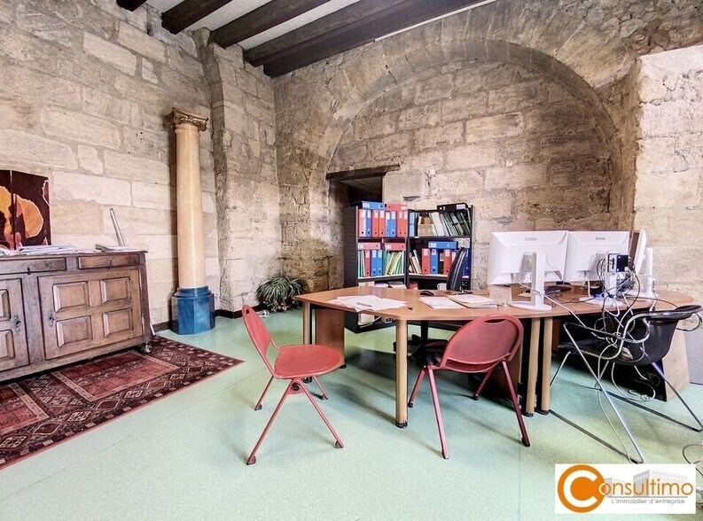 Flex in Libourne for sale - Interior Photo - Image 2 of 6