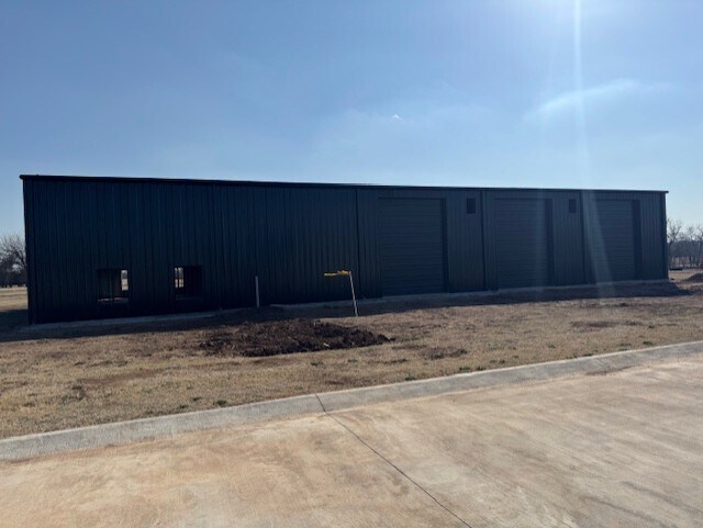 7300 SW 74th St, Oklahoma City, OK à louer - Photo du bâtiment - Image 2 de 3