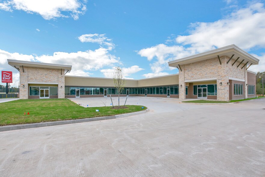 12331 Interstate 45 N, Willis, TX à louer - Photo du bâtiment - Image 2 de 2