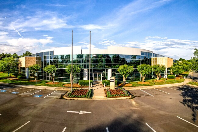 More details for 8215 Forest Point Blvd, Charlotte, NC - Office for Lease