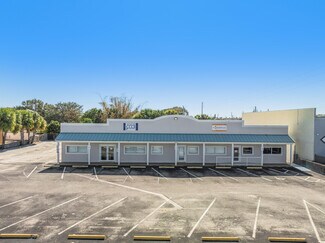 Plus de détails pour 105-111 Cleveland Ave, Cocoa Beach, FL - Bureau à louer