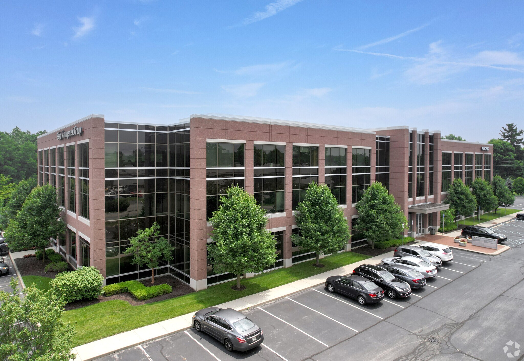 8335 Keystone Crossing, Indianapolis, IN for lease Building Photo- Image 1 of 4