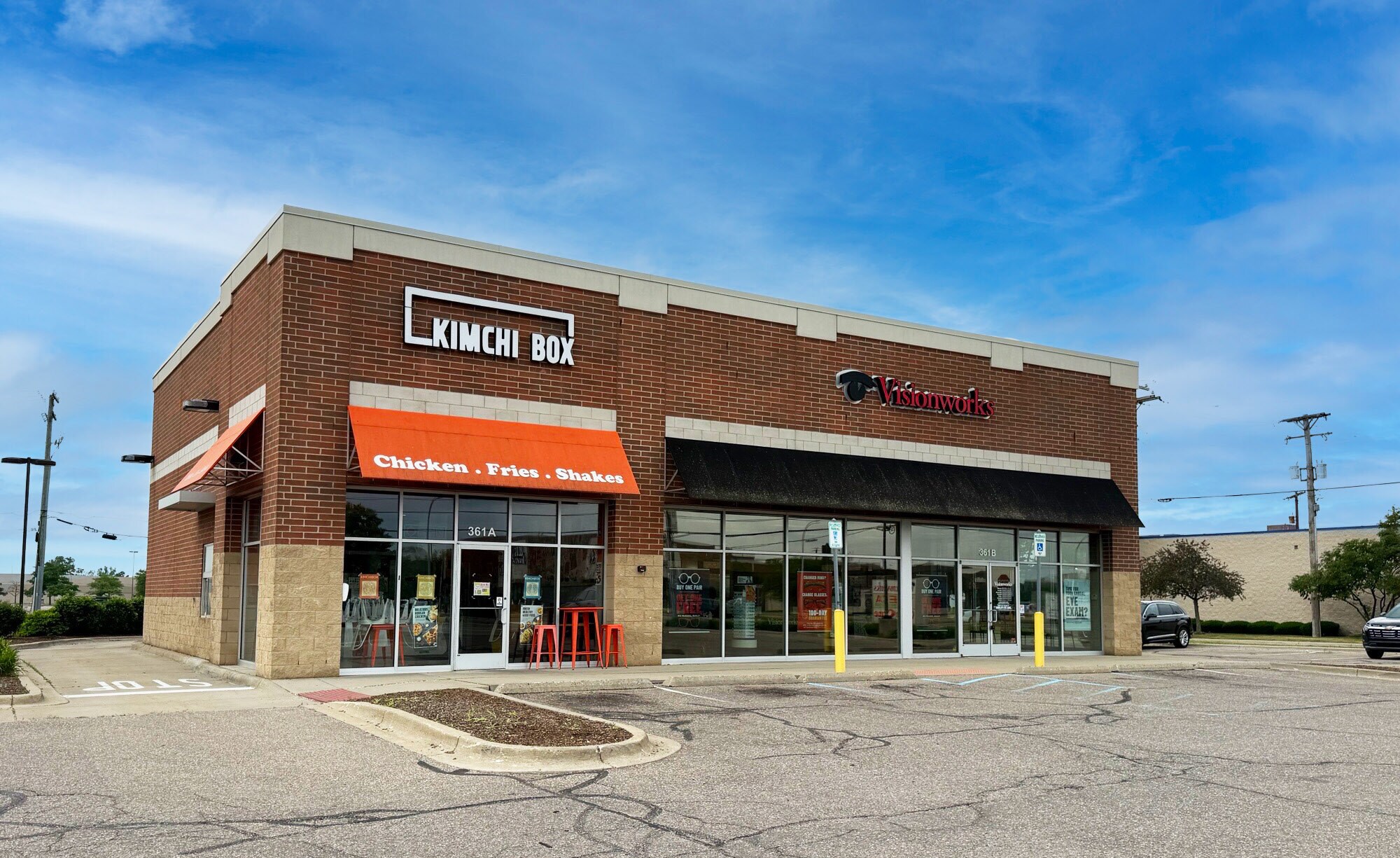 361 W 14 Mile Rd, Madison Heights, MI à louer Photo principale- Image 1 de 3