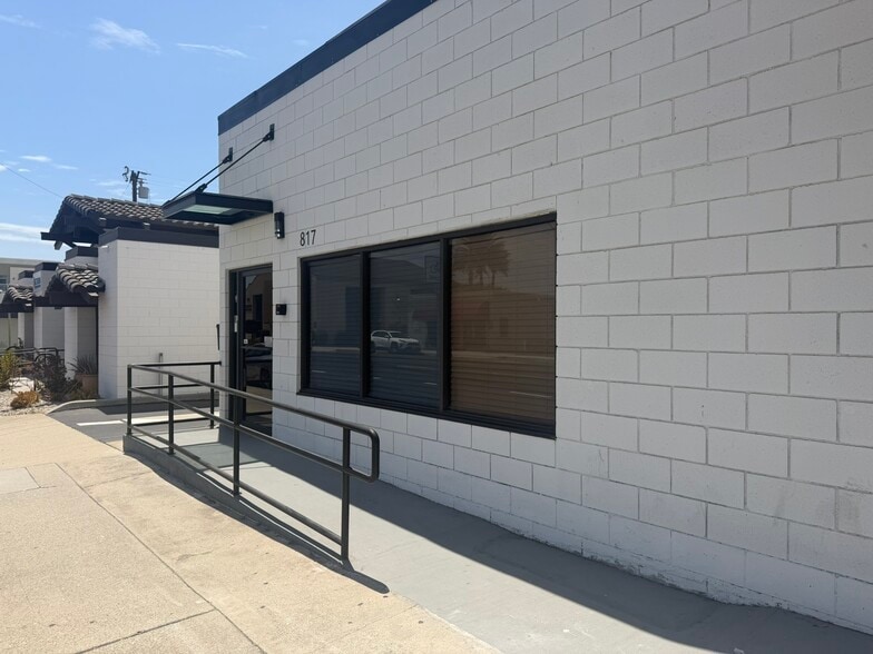 817 S 1st Ave, Arcadia, CA for lease - Building Photo - Image 3 of 9