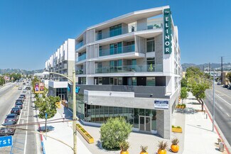 Plus de détails pour 4531 Hollywood Blvd, Los Angeles, CA - Commerce de détail à louer