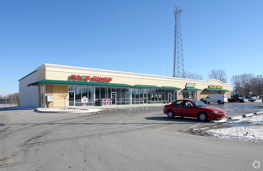 620-690 W Pendleton Ave, Lapel, IN à louer - Photo du bâtiment - Image 2 de 2